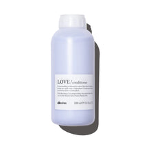 Charger l&#39;image dans la galerie, ESSENTIAL HAIRCARE LOVE SMOOTHING Conditioner

